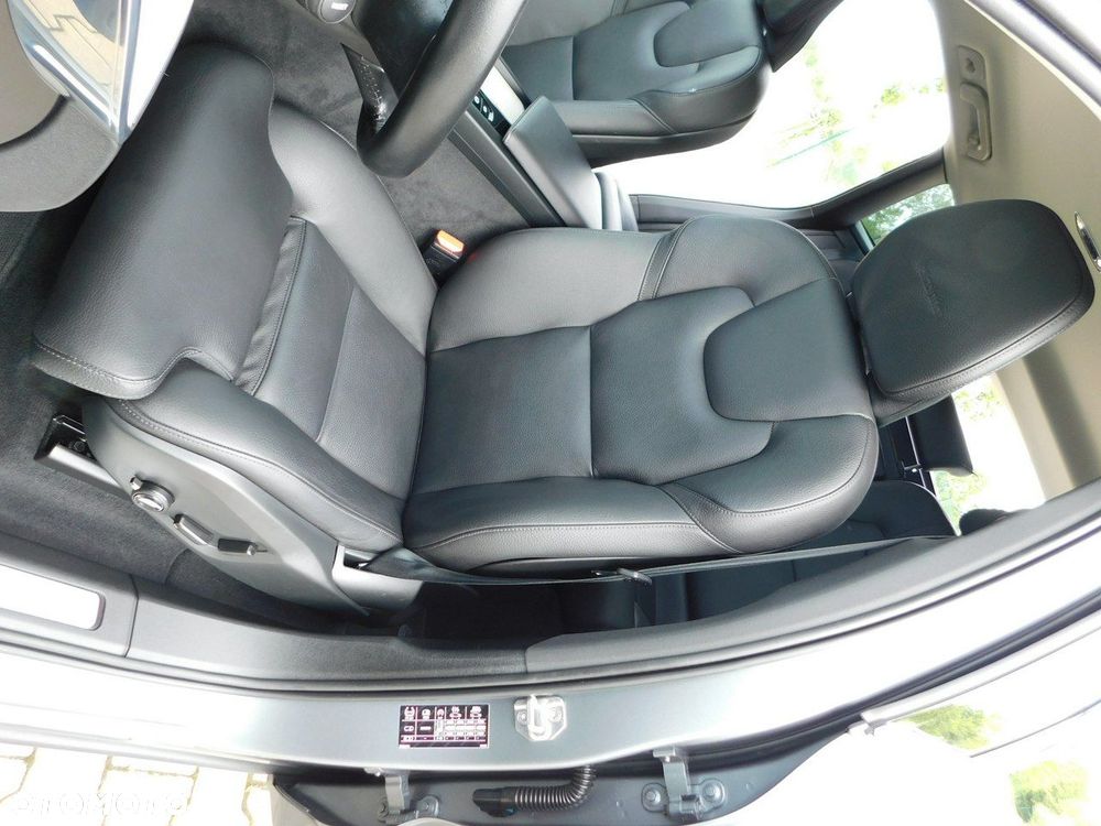 Volvo XC 60 T5 Inscription - 16
