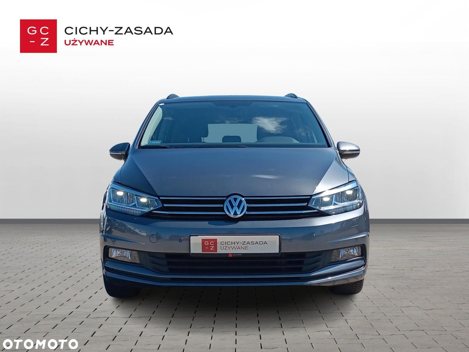 Volkswagen Touran 2.0 TDI BMT Comfortline DSG - 2