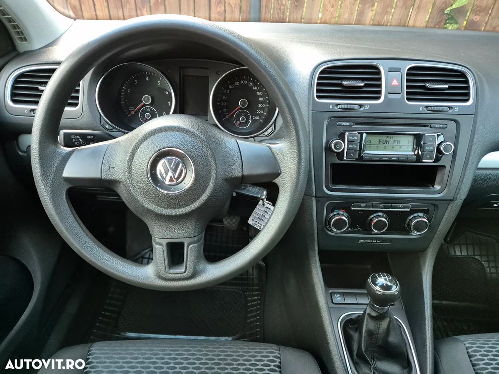 Volkswagen Golf - 13