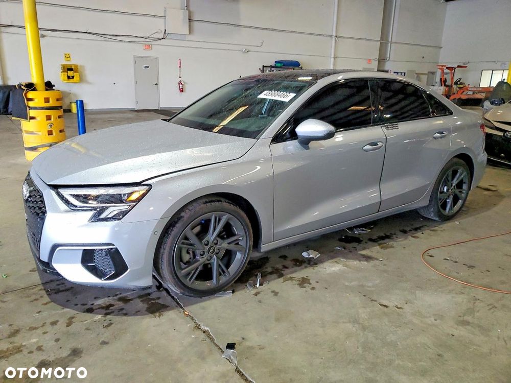 Audi A3 Limousine 40 TFSI quattro S tronic S line - 2