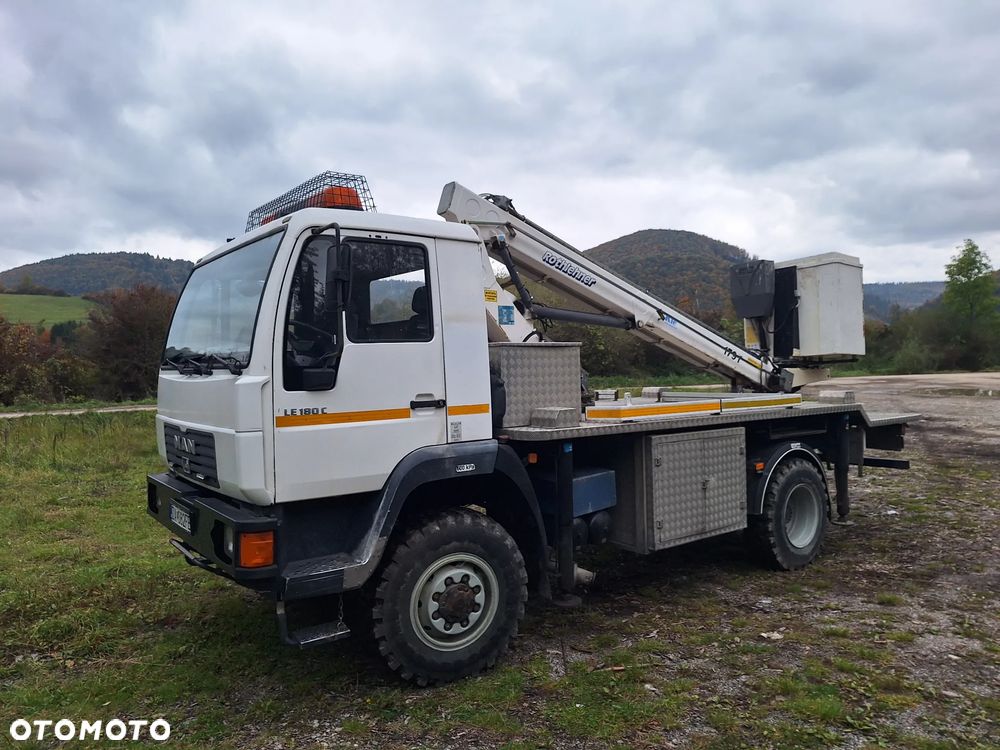 MAN LE180 4x4 - 1