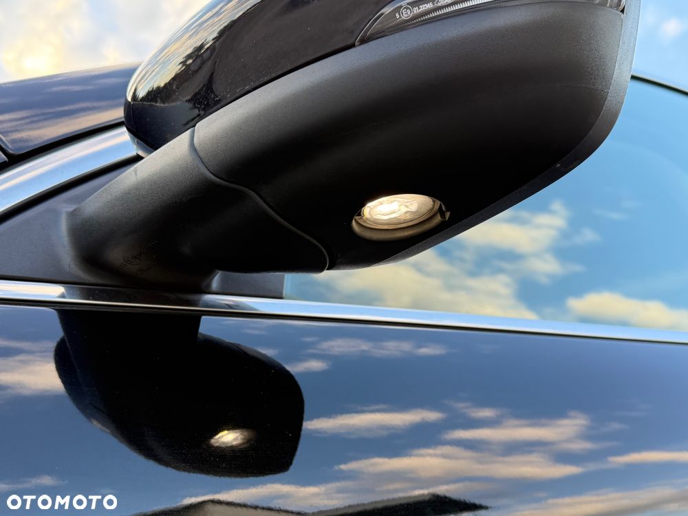 Ford Kuga 2.0 EcoBlue Hybrid TITANIUM X - 21