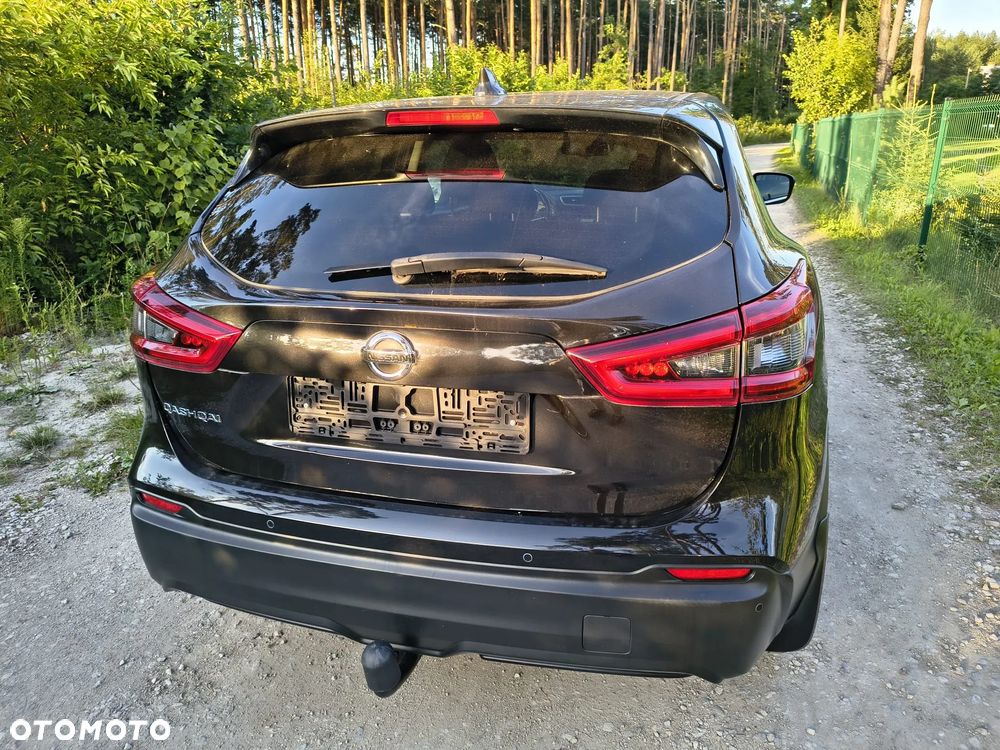 Nissan Qashqai 1.2 DIG-T N-Connecta EU6 - 11