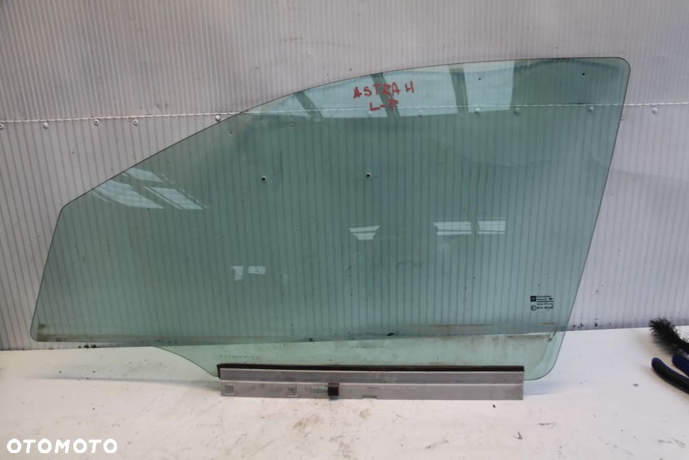 Astra III H Szyba Drzwi  Lewy lub  Prawy Przód Model 5 Drzwi - 3