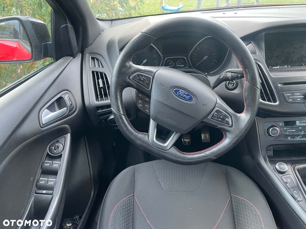 Ford Focus 2016 photo 5