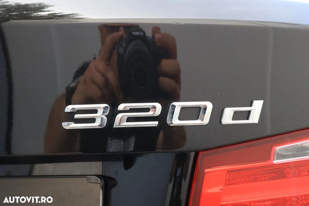 BMW Seria 3 320d Efficient Dynamic Edition Aut. - 15