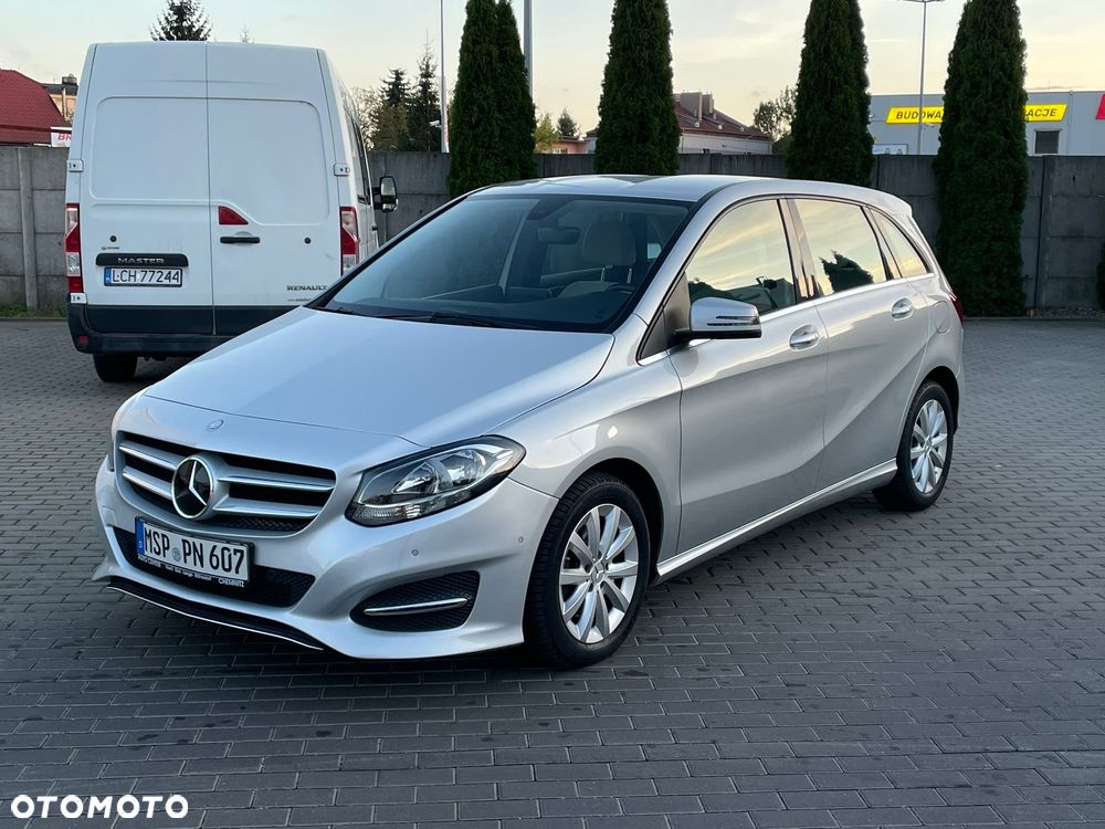 Mercedes-Benz Klasa B 180 7G-DCT Urban - 1