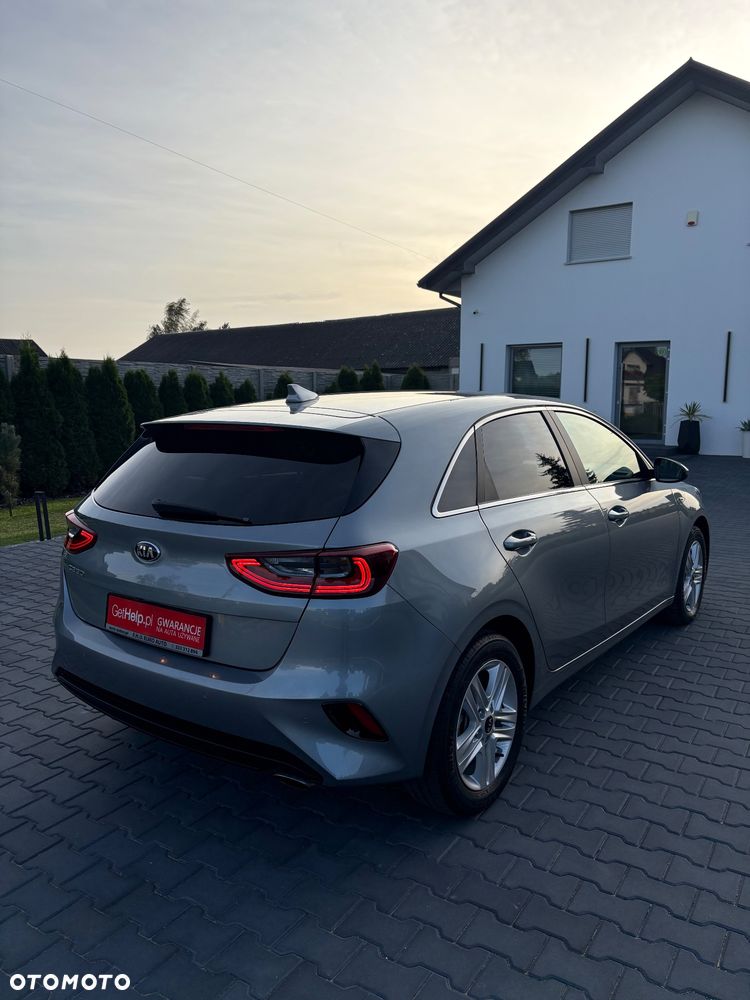 Kia Ceed 1.6 CRDi 136 ISG Dream-Team Edition - 8