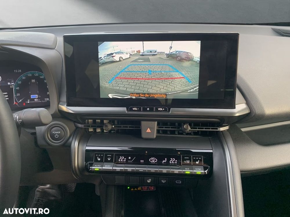 Toyota C-HR 1.8 Hybrid Team Deutschland - 10