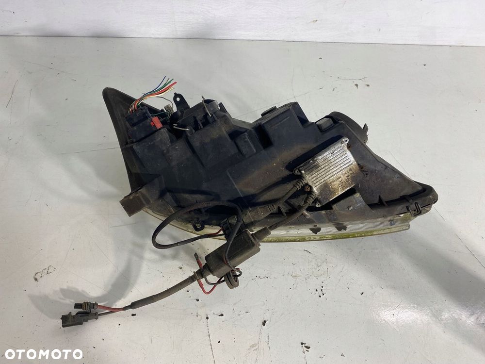 lampa lewy przód lewa przednia toyota corolla ix e12 eu - 6