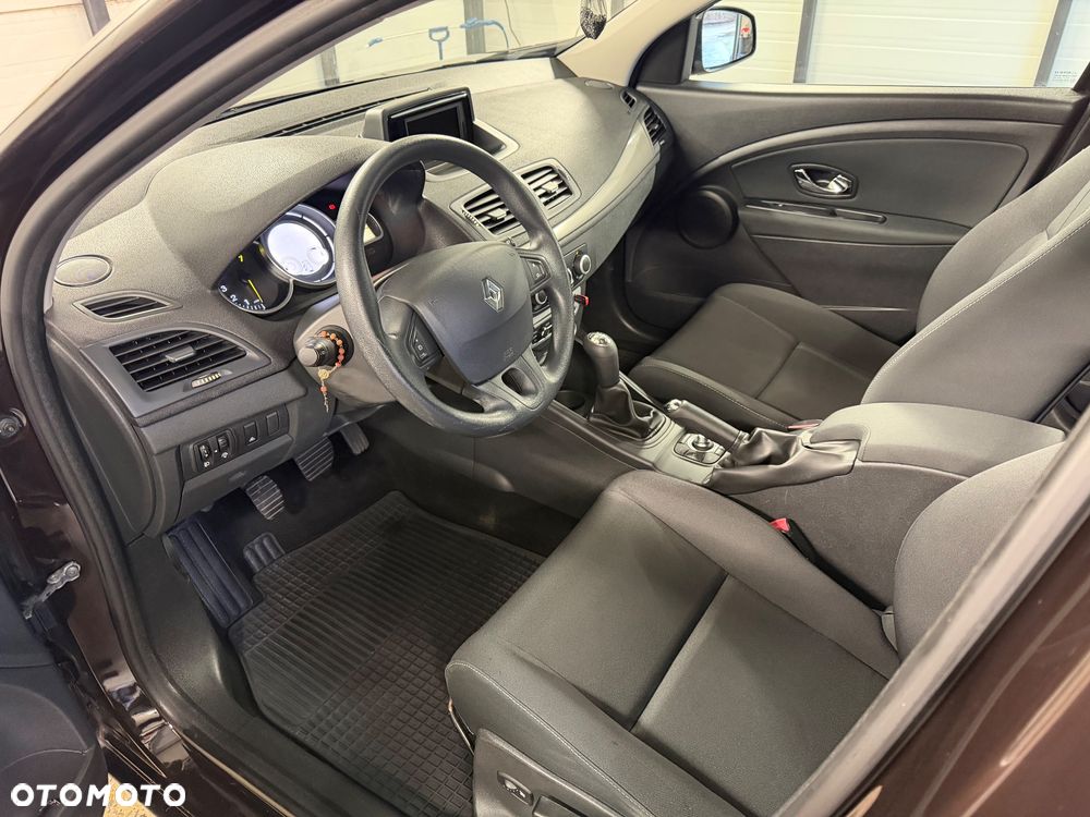 Renault Megane 1.6 16V Color Edition - 12