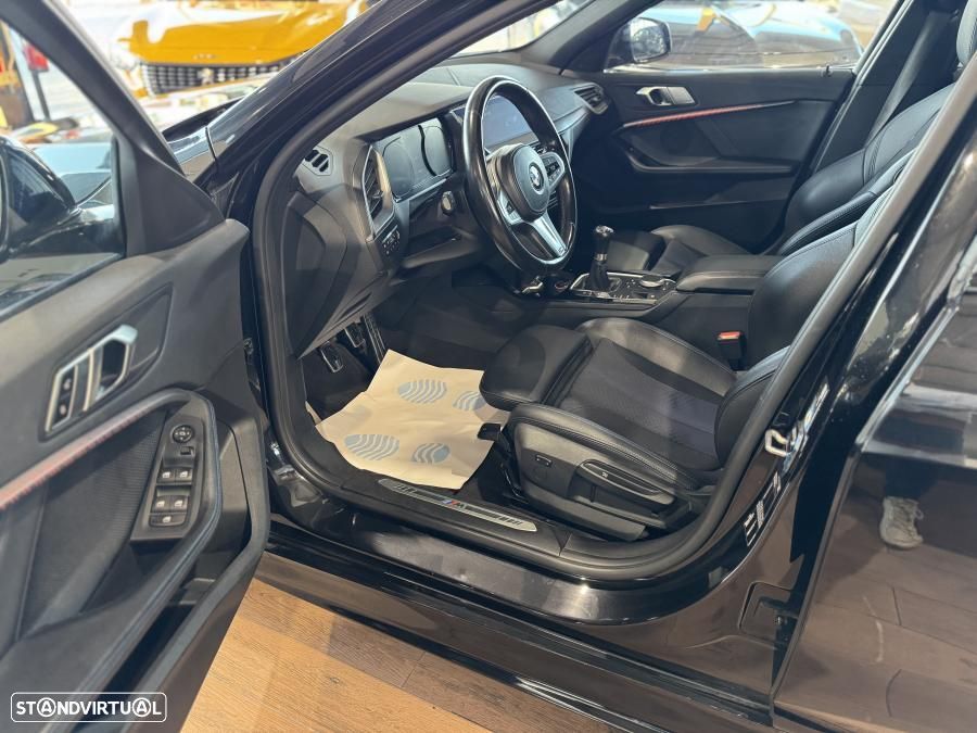 BMW 116 d Pack Desportivo M - 5