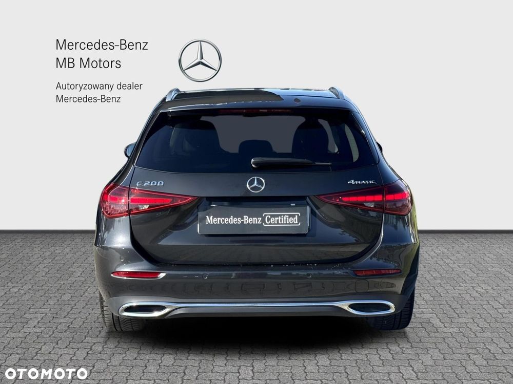 Mercedes-Benz C-Class 2025 photo 4