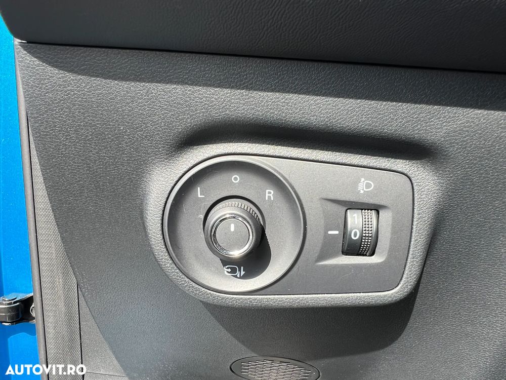 MG ZS HEV 1.5 GSI AT Exclusive - 24