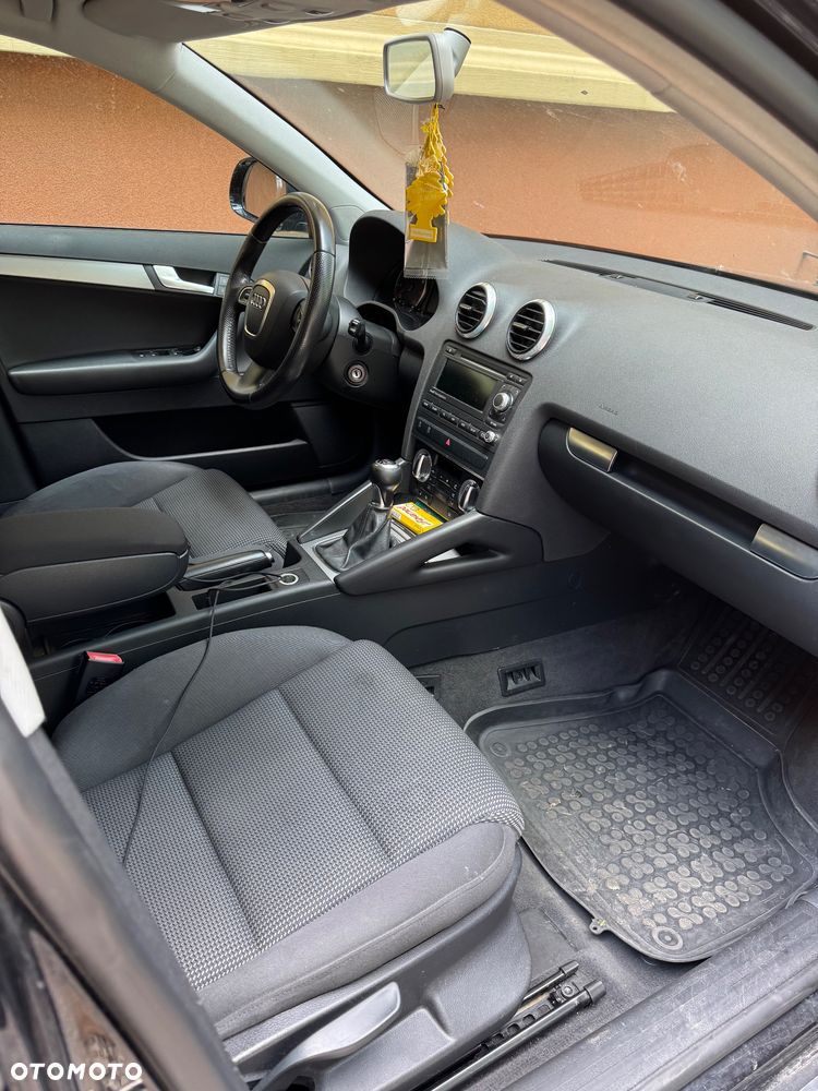 Audi A3 Sportback 1.4 TFSI S line Sportpaket - 16