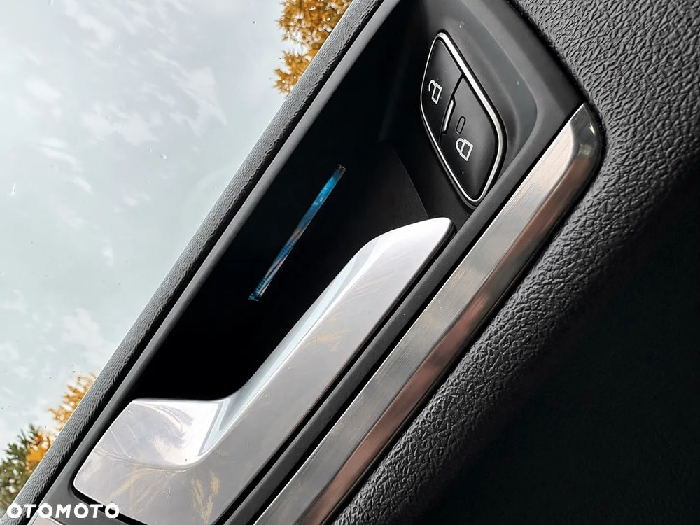 Ford Focus 1.5 EcoBlue Start-Stopp-System COOL&CONNECT - 17