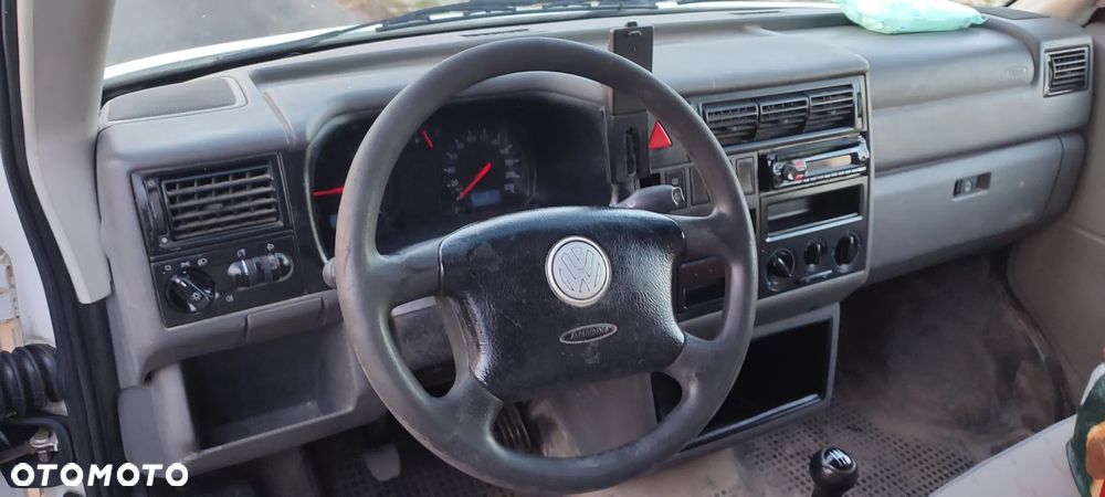 Volkswagen Transporter - 9