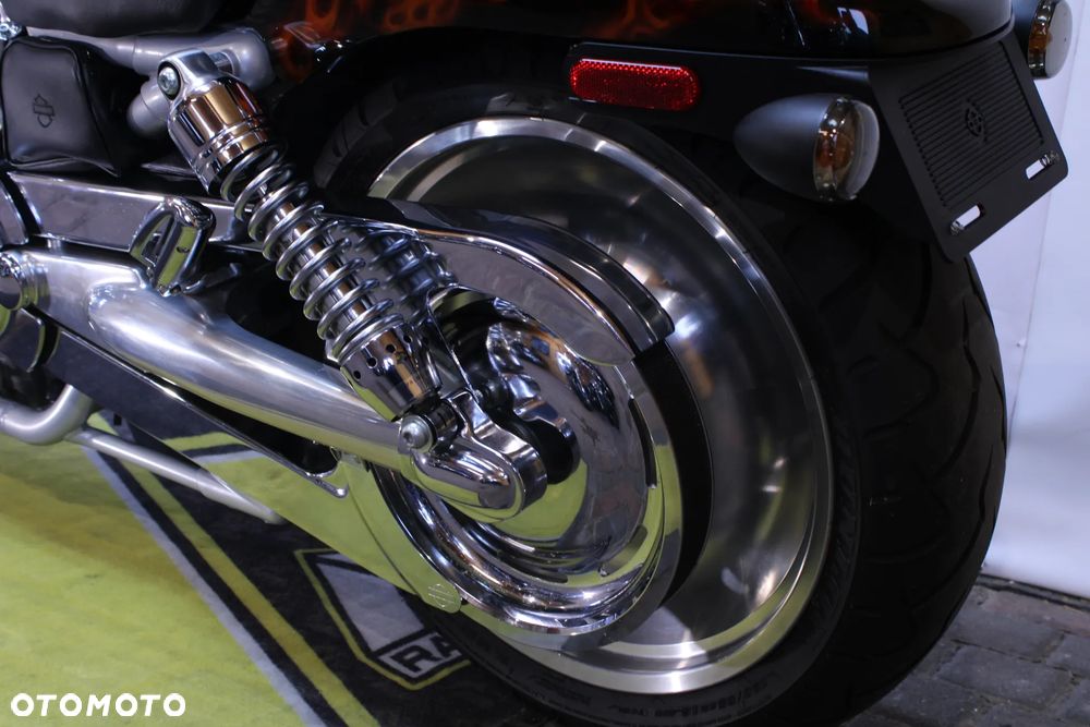 Harley-Davidson V-Rod Street Rod - 28