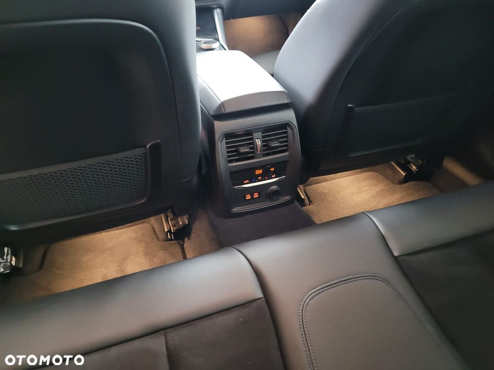 BMW Seria 3 330e - 19
