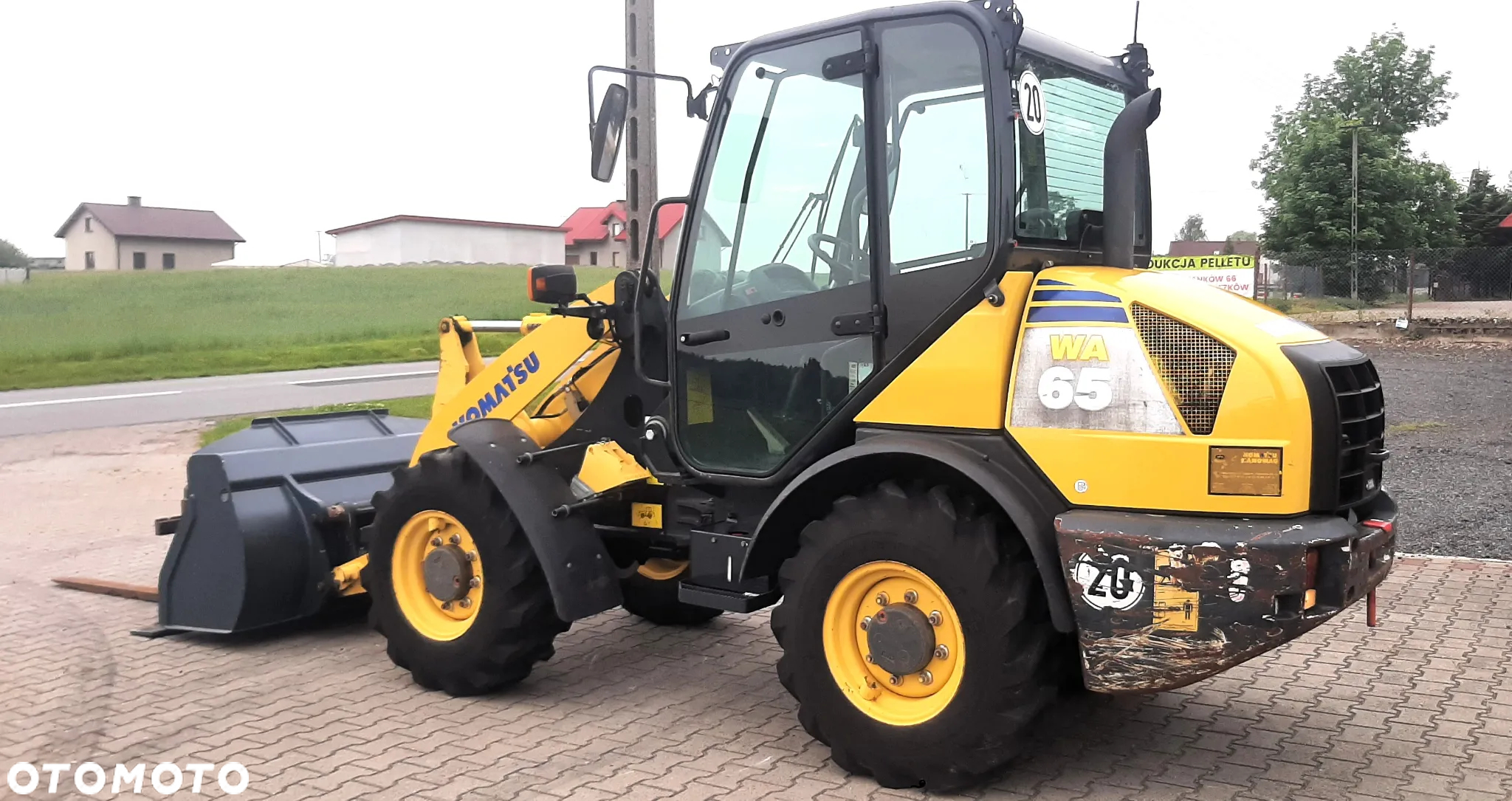 Komatsu WA65 - 3