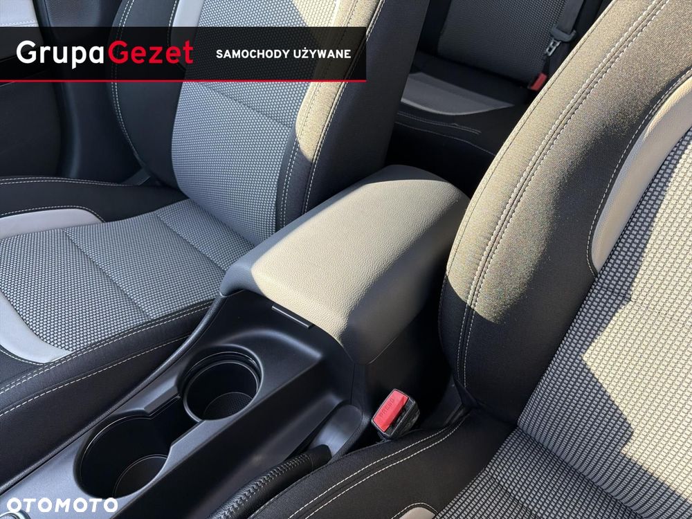 Kia Ceed 1.6 GDI L - 30