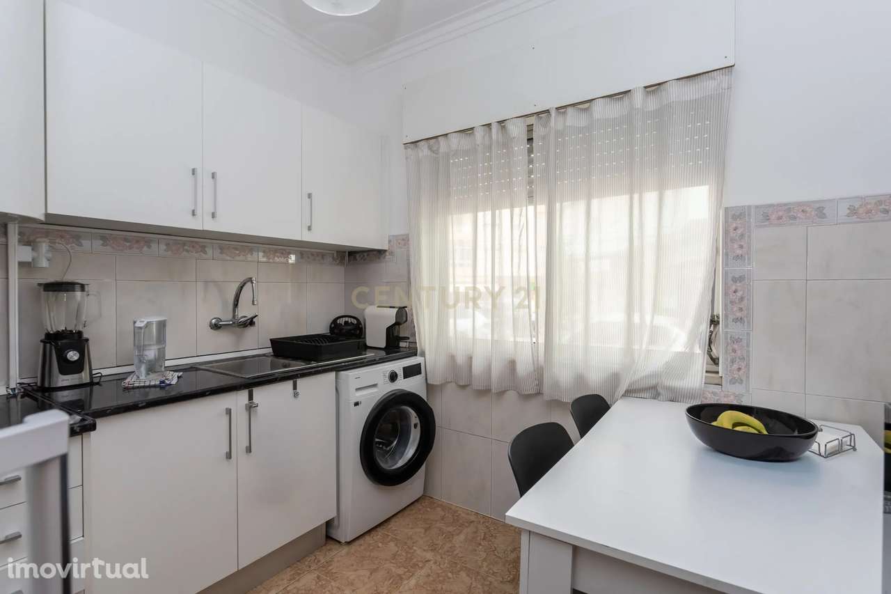 T1 situado na rua Professor Paulo Assunção Bagina - Aldeia de Paio Pir - Grande imagem: 5/18