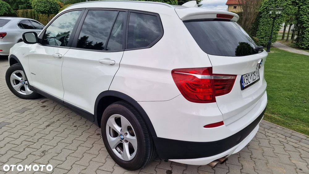 BMW X3 28i xDrive - 3