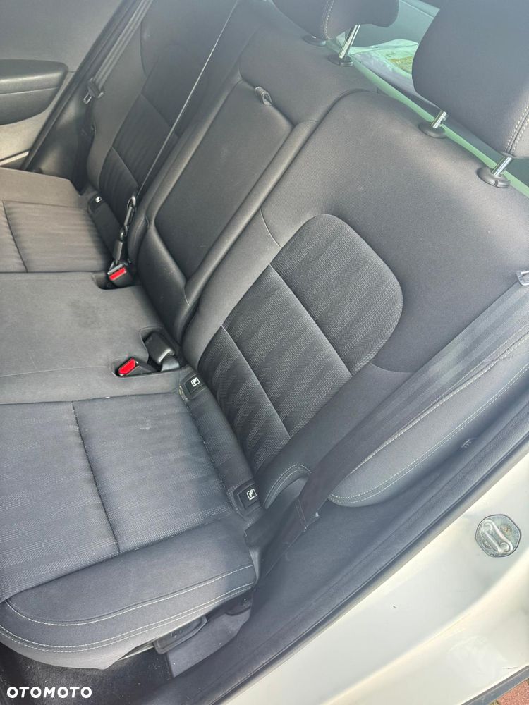 Kia Sportage 1.6 GDI L 2WD - 17
