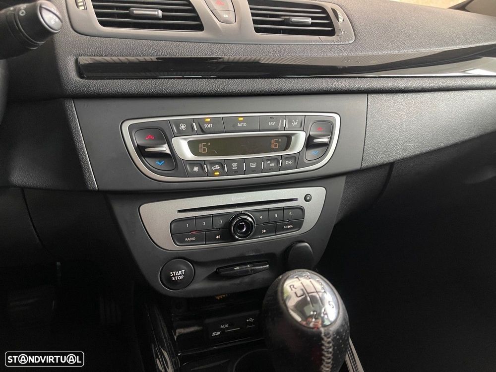 Renault Mégane 1.5 dCi Bose Edition - 5