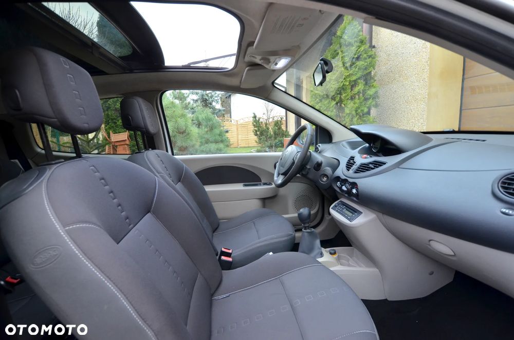 Renault Twingo 1.2 16V Night & Day - 6