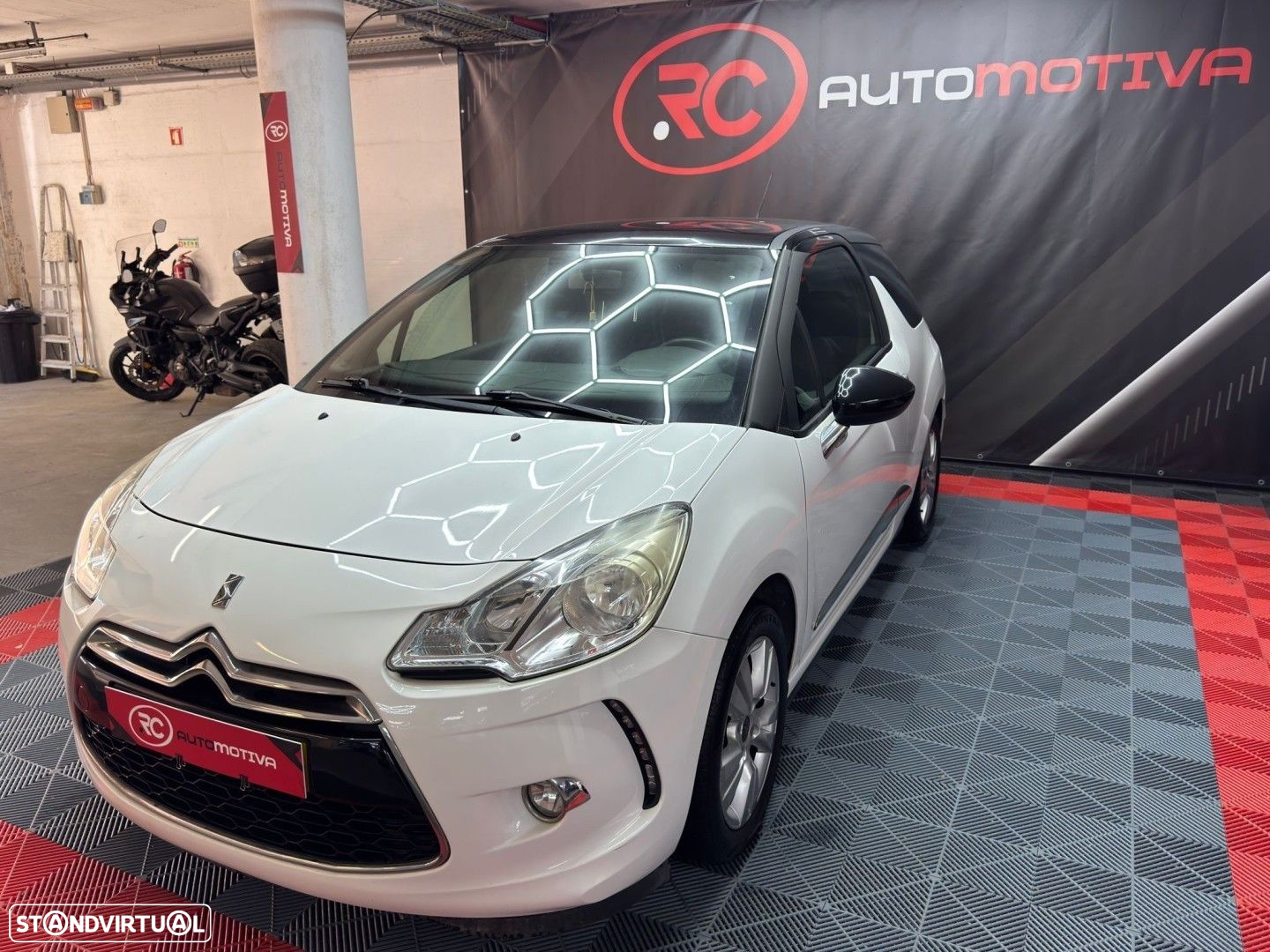 DS DS3 - 3