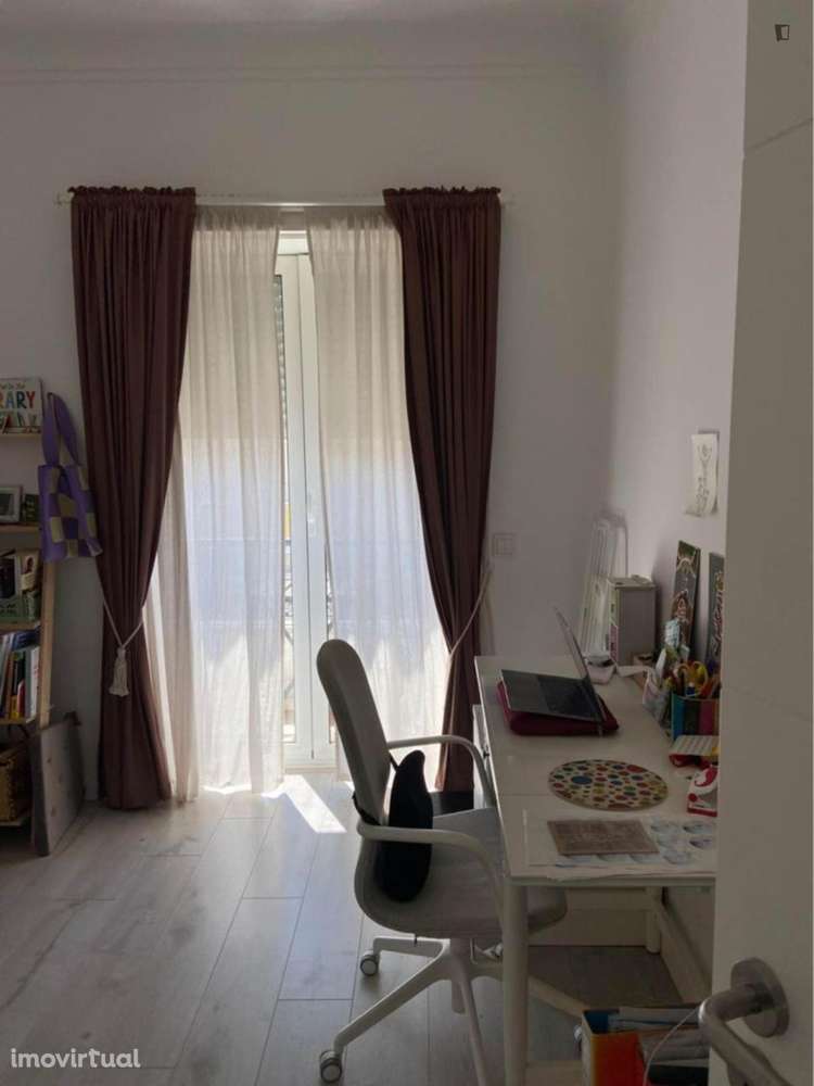 Apartamento com 2 quartos - localizado em Linda-a-Velha Lisbon - Grande imagem: 3/11