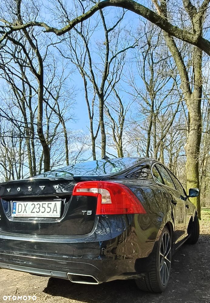 Volvo S60 T5 Geartronic RDesign - 23