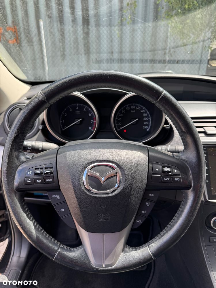 Mazda 3 - 16