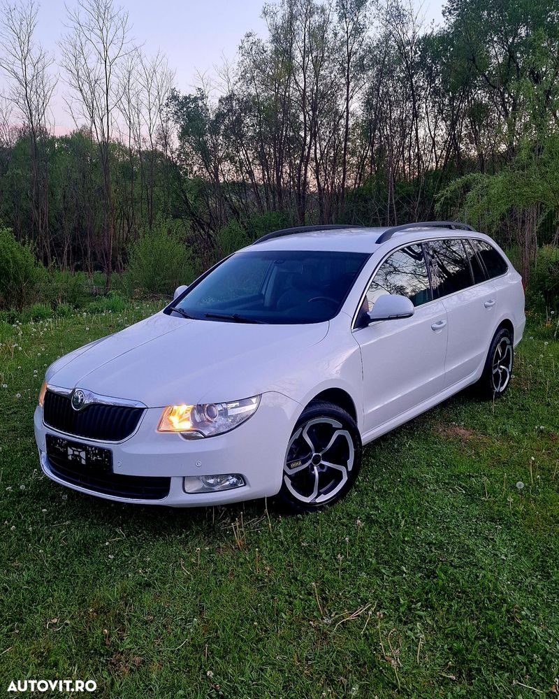 Skoda Superb 2.0 TDI DSG Elegance - 27