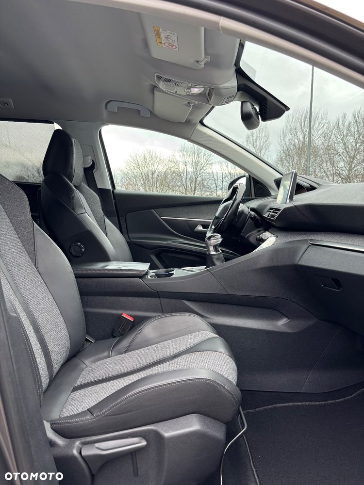 Peugeot 5008 BlueHDI 130 Allure Business-Paket - 15