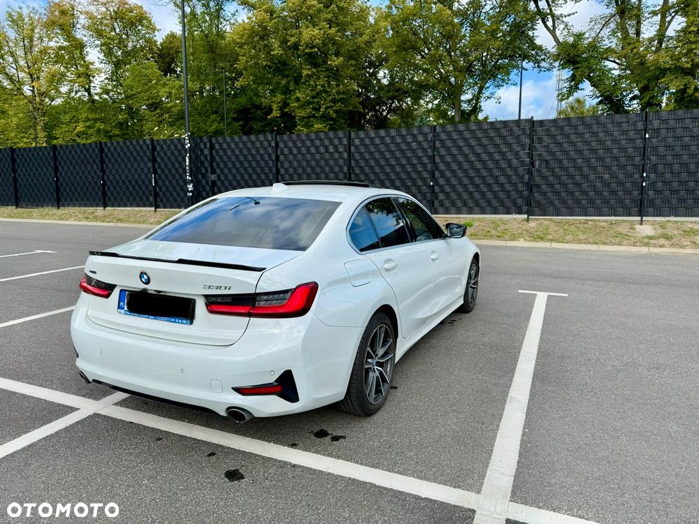 BMW Seria 3 330i xDrive Sport Line - 6