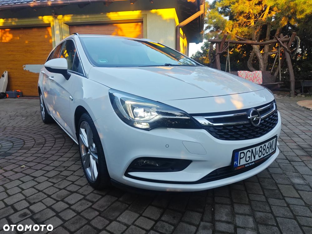 Opel Astra 1.6 CDTI Elite - 1