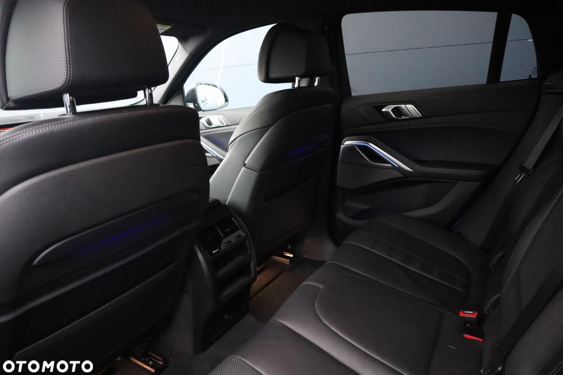 BMW X6 - 15