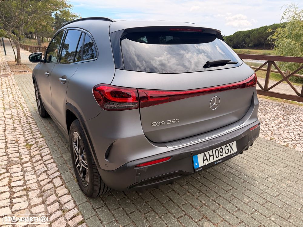 Mercedes-Benz EQA 250 AMG Line - 14