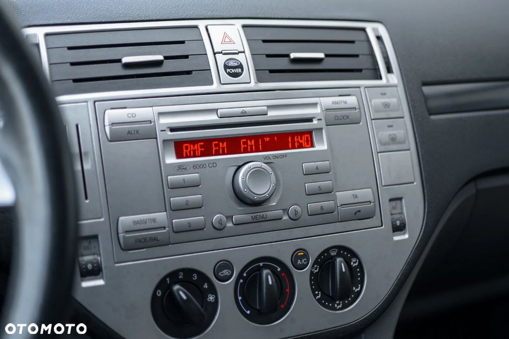 Ford Kuga 2.0 TDCi Trend FWD - 13