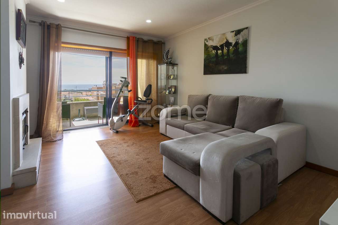 Apartamento T2 com Varanda e Garagem fechada ao Morangal, Arcozelo - Grande imagem: 3/40