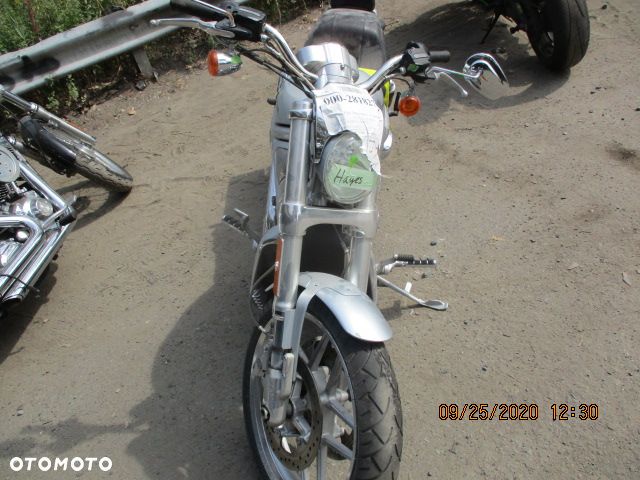Harley-Davidson V-Rod Street Rod - 30
