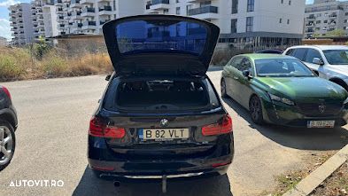 BMW Seria 3 320d xDrive - 2