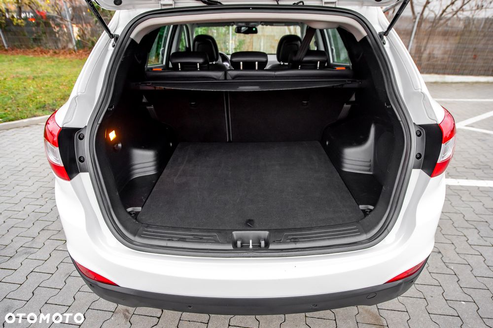 Hyundai ix35 2.0 CRDi 4WD Automatik Premium - 34