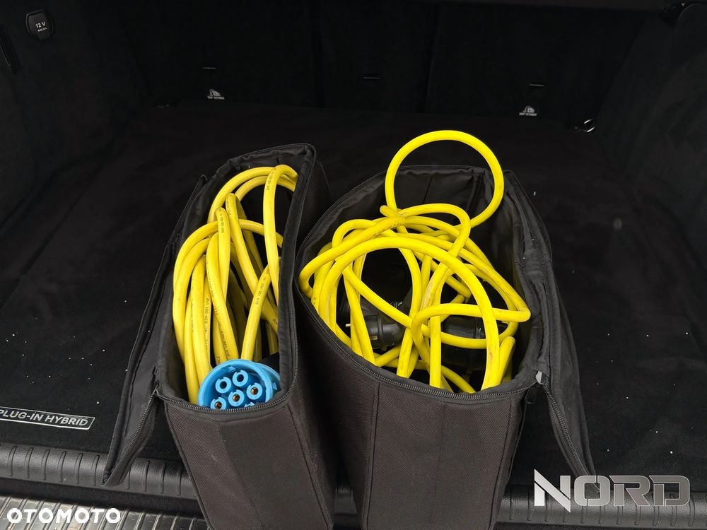 Mercedes-Benz Klasa C 350 e 7G-TRONIC Edition - 24