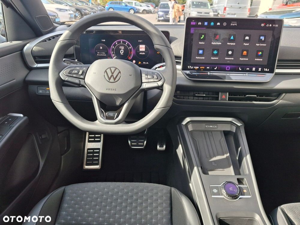 Volkswagen T-Roc 1.5 eTSI R-Line DSG - 25