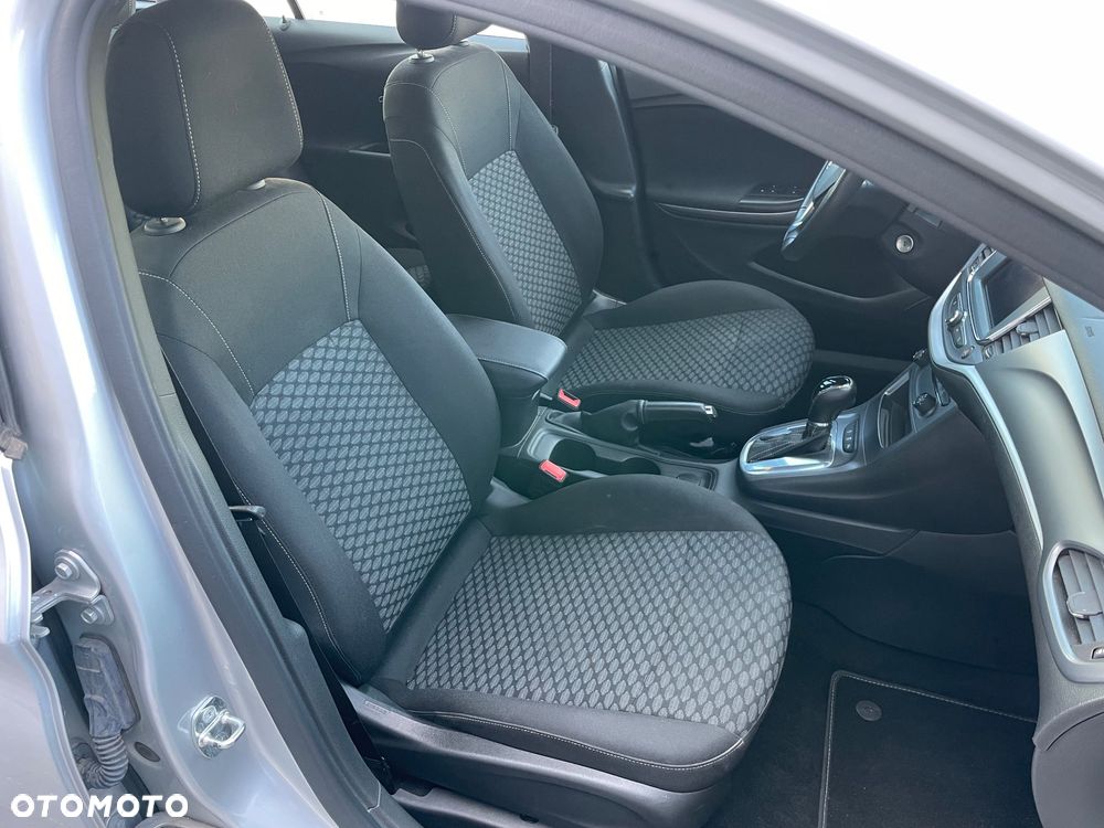 Opel Astra 1.5 CDTI Edition S&S - 11
