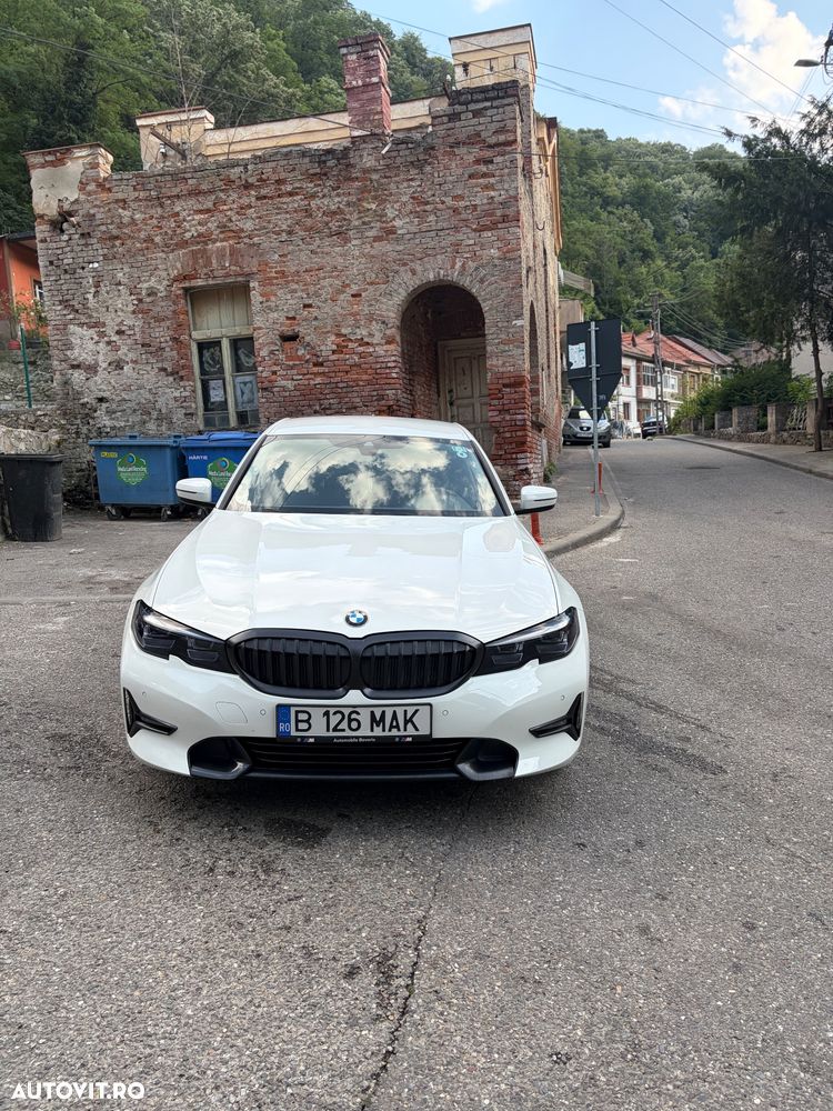 BMW Seria 3 320i AT - 1