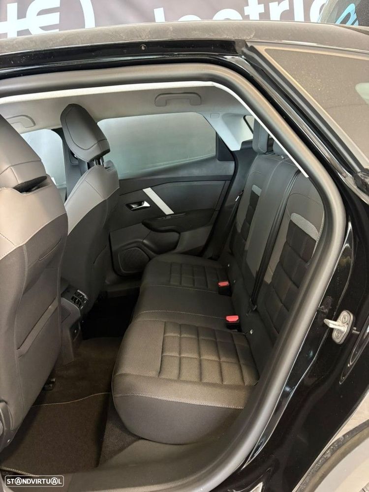 Citroën e-C4 136 PLUS - 11